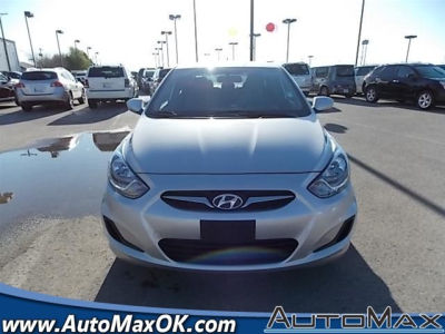 2012 Hyundai Accent  GLS