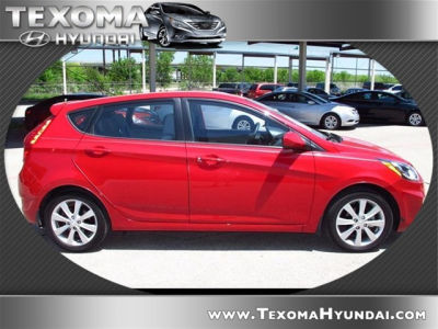2012 Hyundai Accent SE