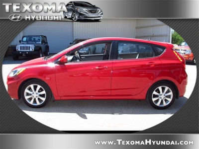 2012 Hyundai Accent SE