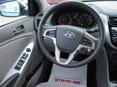 2012 Hyundai Accent  SE