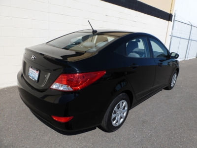 2012 Hyundai Accent  GLS