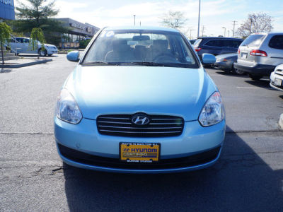 2010 Hyundai Accent  GLS