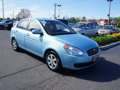 2010 Hyundai Accent  GLS