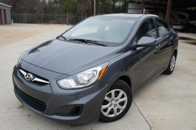 2013 Hyundai Accent  GLS