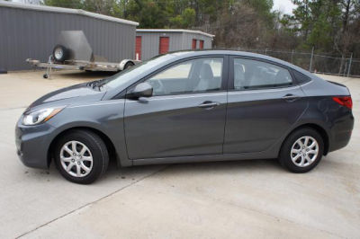 2013 Hyundai Accent  GLS
