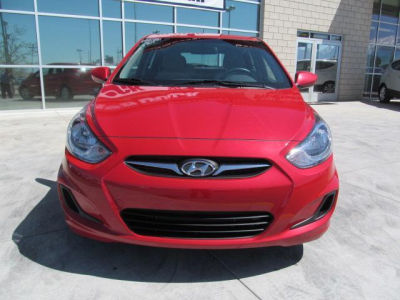 2012 Hyundai Accent  GS