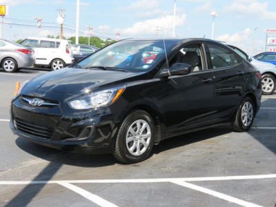 2012 Hyundai Accent  GLS