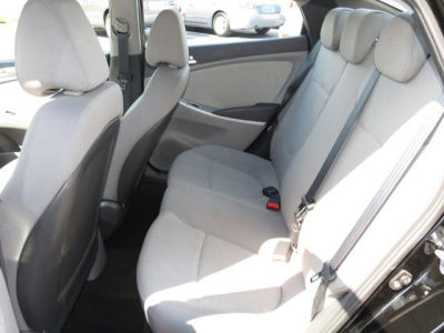 2012 Hyundai Accent  GLS