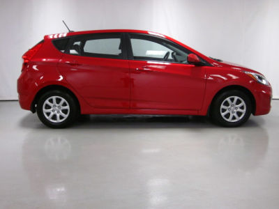 2012 Hyundai Accent