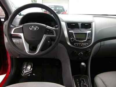 2012 Hyundai Accent