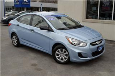 2012 Hyundai Accent  GLS