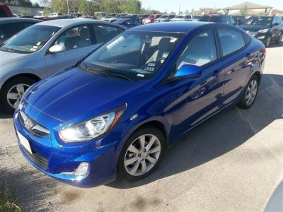 2013 Hyundai Accent  GLS