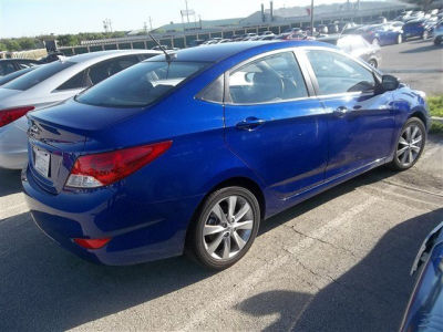 2013 Hyundai Accent  GLS