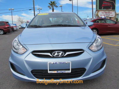 2012 Hyundai Accent GLS