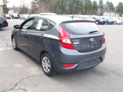 2012 Hyundai Accent  GS