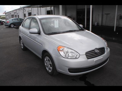 2011 Hyundai Accent  GLS