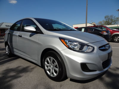 2012 Hyundai Accent  GLS