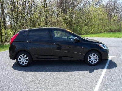 2012 Hyundai Accent  GS