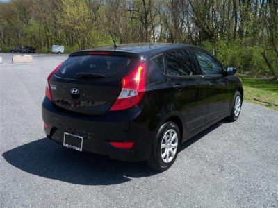 2012 Hyundai Accent  GS