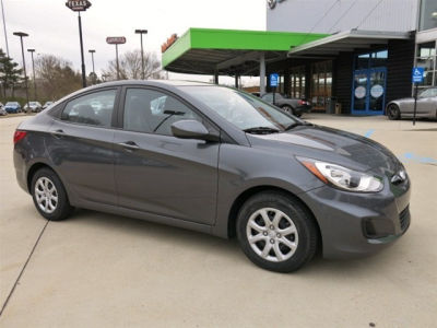 2012 Hyundai Accent  GLS