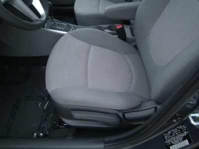 2012 Hyundai Accent  GLS