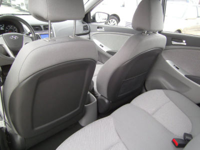 2012 Hyundai Accent  GLS