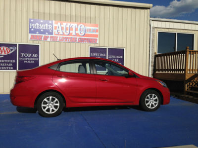 2012 Hyundai Accent  GLS
