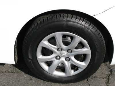 2012 Hyundai Accent  GLS
