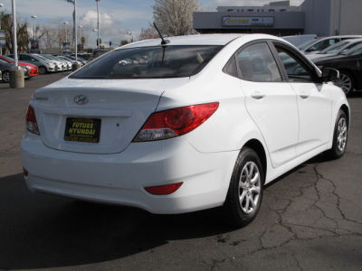 2012 Hyundai Accent  GLS