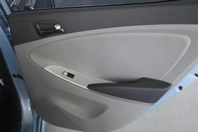 2012 Hyundai Accent  SE