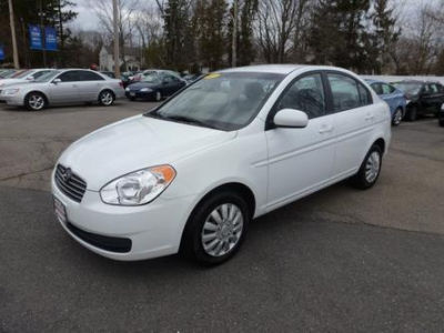 2011 Hyundai Accent  GLS