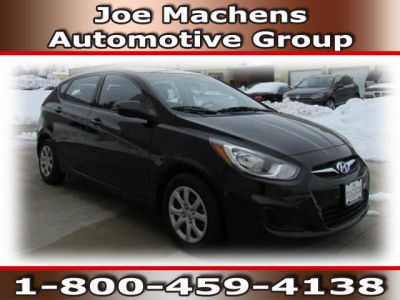 2012 Hyundai Accent  SE