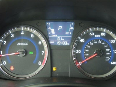 2012 Hyundai Accent  SE