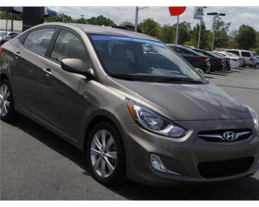 2012 Hyundai Accent  GLS