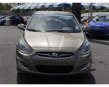 2012 Hyundai Accent  GLS