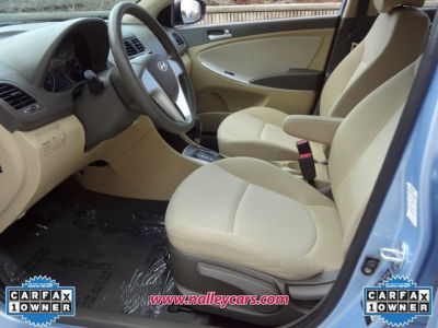 2012 Hyundai Accent  GLS