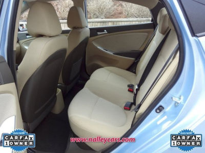 2012 Hyundai Accent  GLS