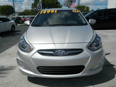 2012 Hyundai Accent  GLS