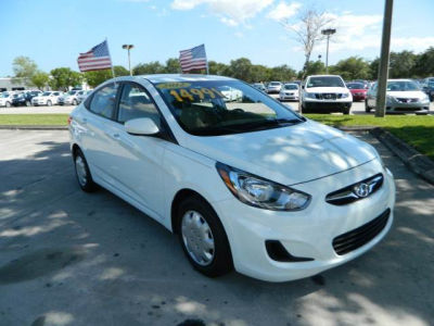 2012 Hyundai Accent  GLS