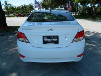 2012 Hyundai Accent  GLS