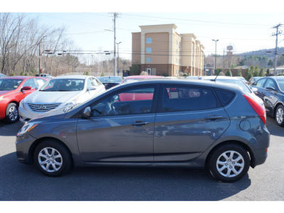 2012 Hyundai Accent GS