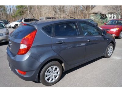 2012 Hyundai Accent GS