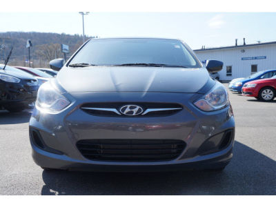 2012 Hyundai Accent GS