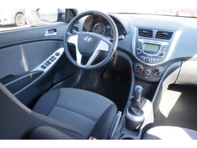 2012 Hyundai Accent GS
