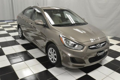2012 Hyundai Accent  GLS