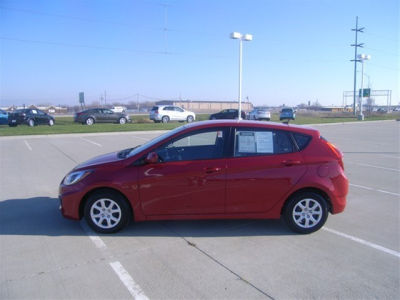 2013 Hyundai Accent  GS