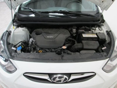 2012 Hyundai Accent  SE