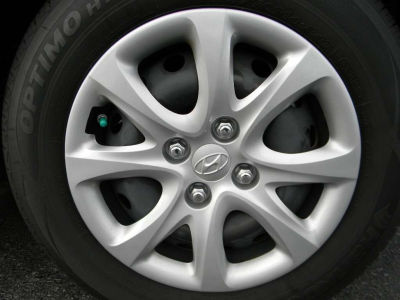 2012 Hyundai Accent GLS