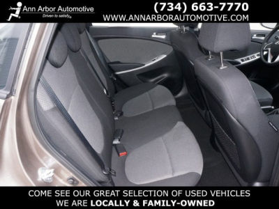 2012 Hyundai Accent  GS