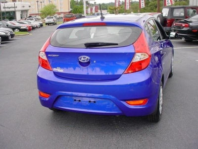 2012 Hyundai Accent